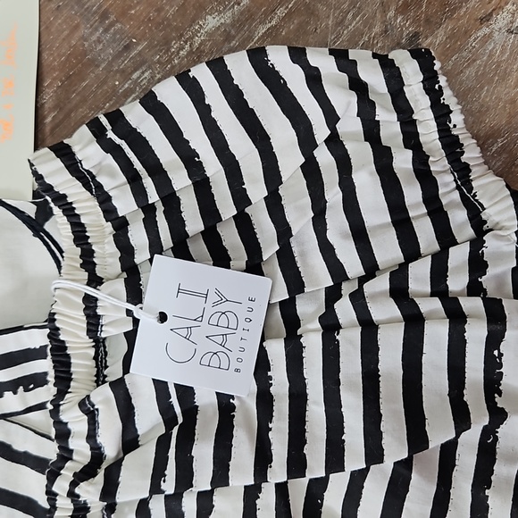 Noe & Zoe Berlin New born 1 piece 6-12 Mos romper designer - Picture 8 of 11